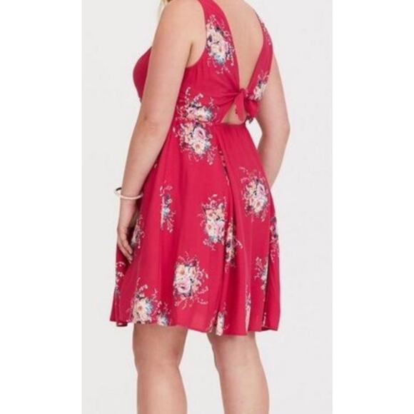 Torrid Challis fabric floral print mini dress back keyhole & tie back closure - Picture 3 of 10